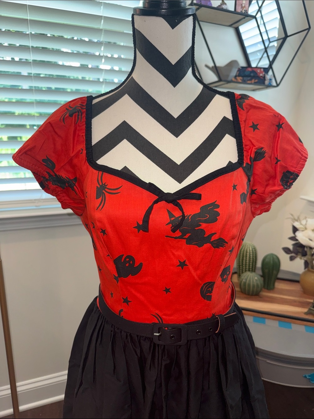 Vixen by Micheline Pitt Ben Cooper Haunted Honey Halloween Dress 🎃 - Picture 6 of 12